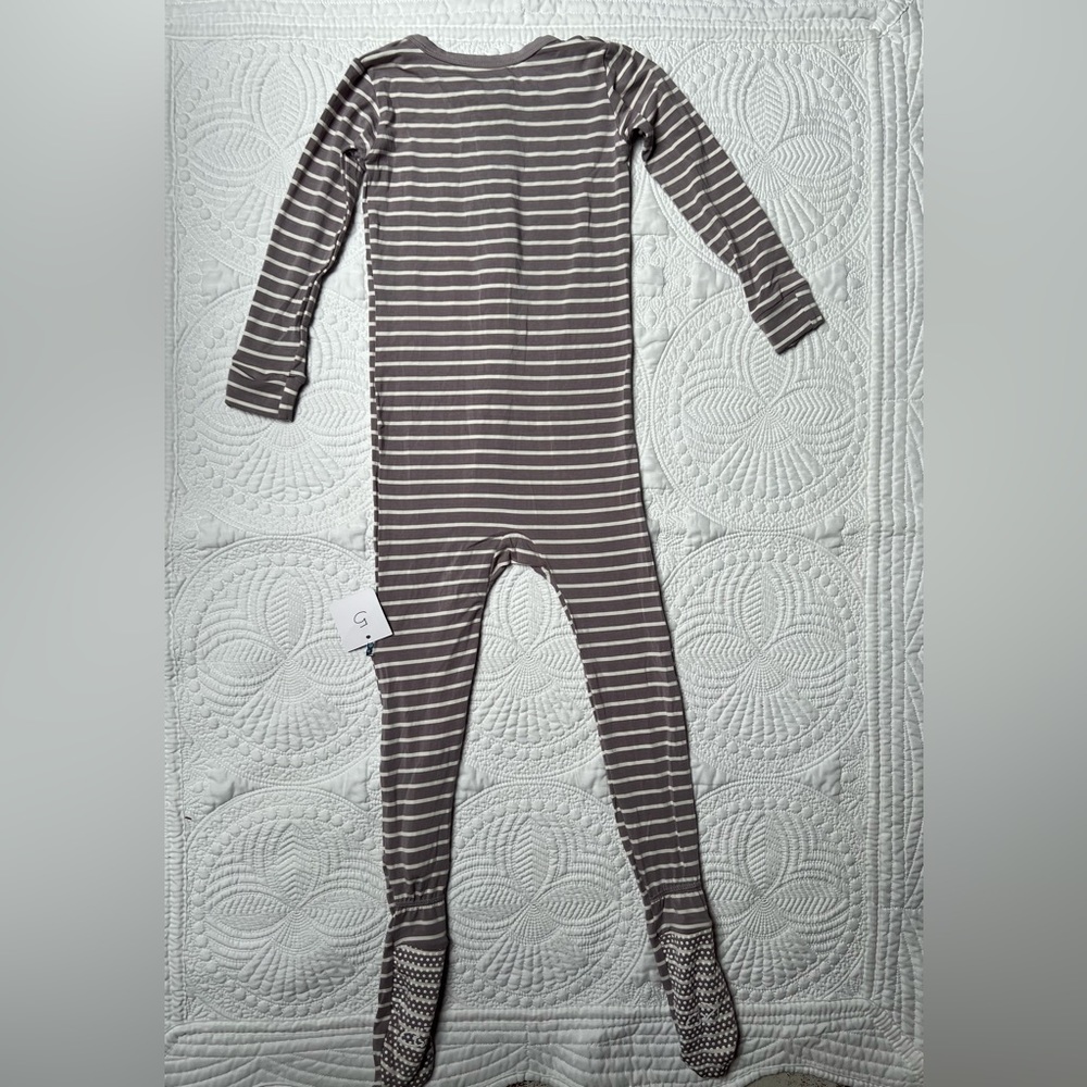NWT unisex Kickee Pants striped zip onesie - Picture 3 of 4